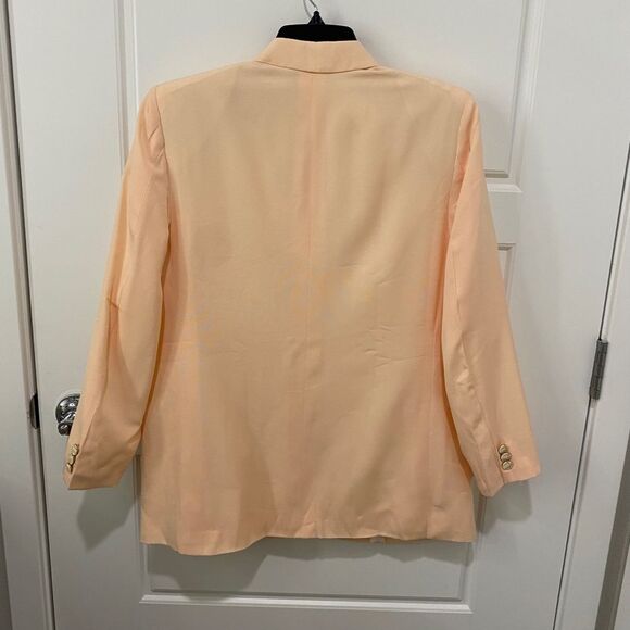 Women's Long Sleeve Suit Jacket/Blazer. Peach. Medium. Business Casual. Preppy. - Picture 8 of 13